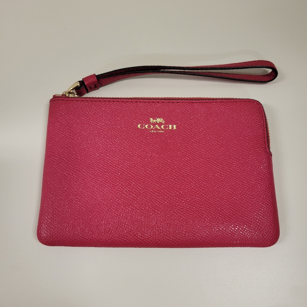 Coach Corner Zip Wristlet